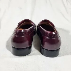 Weejuns | Shoes | Weejuns Gh Bass Co Stylish Burgundy Tassel  display picture 1